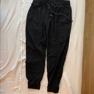Lif8 Black women joggers WMS size M